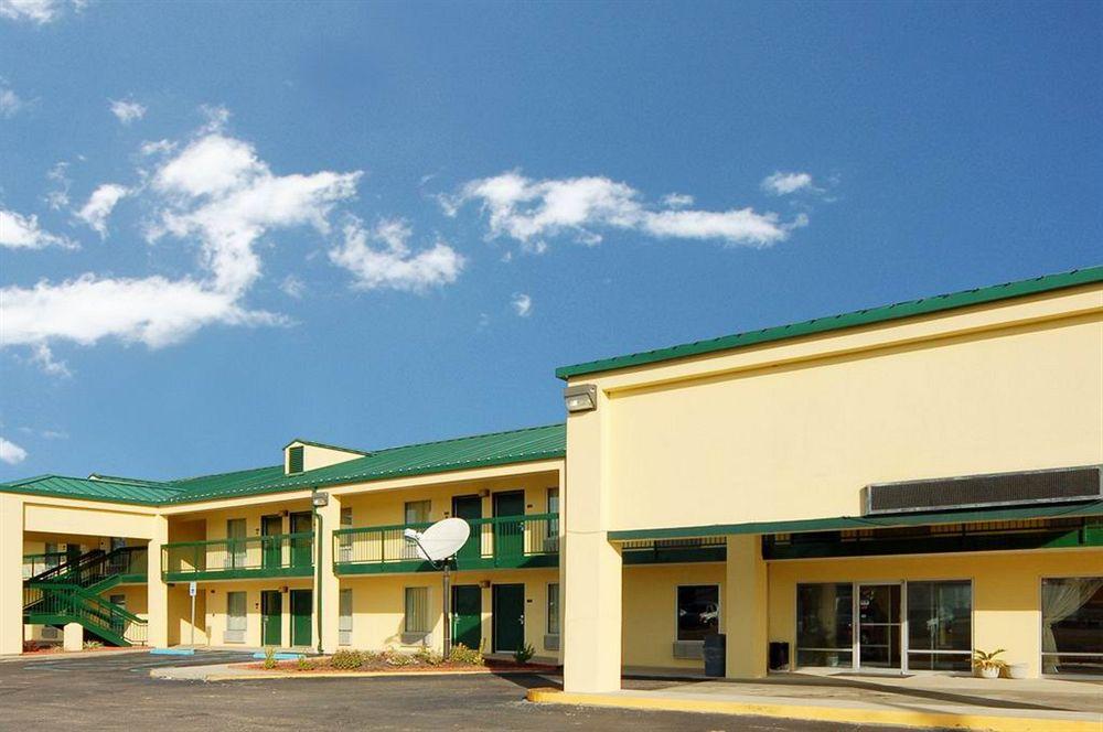 Econo Lodge Picayune Exterior photo