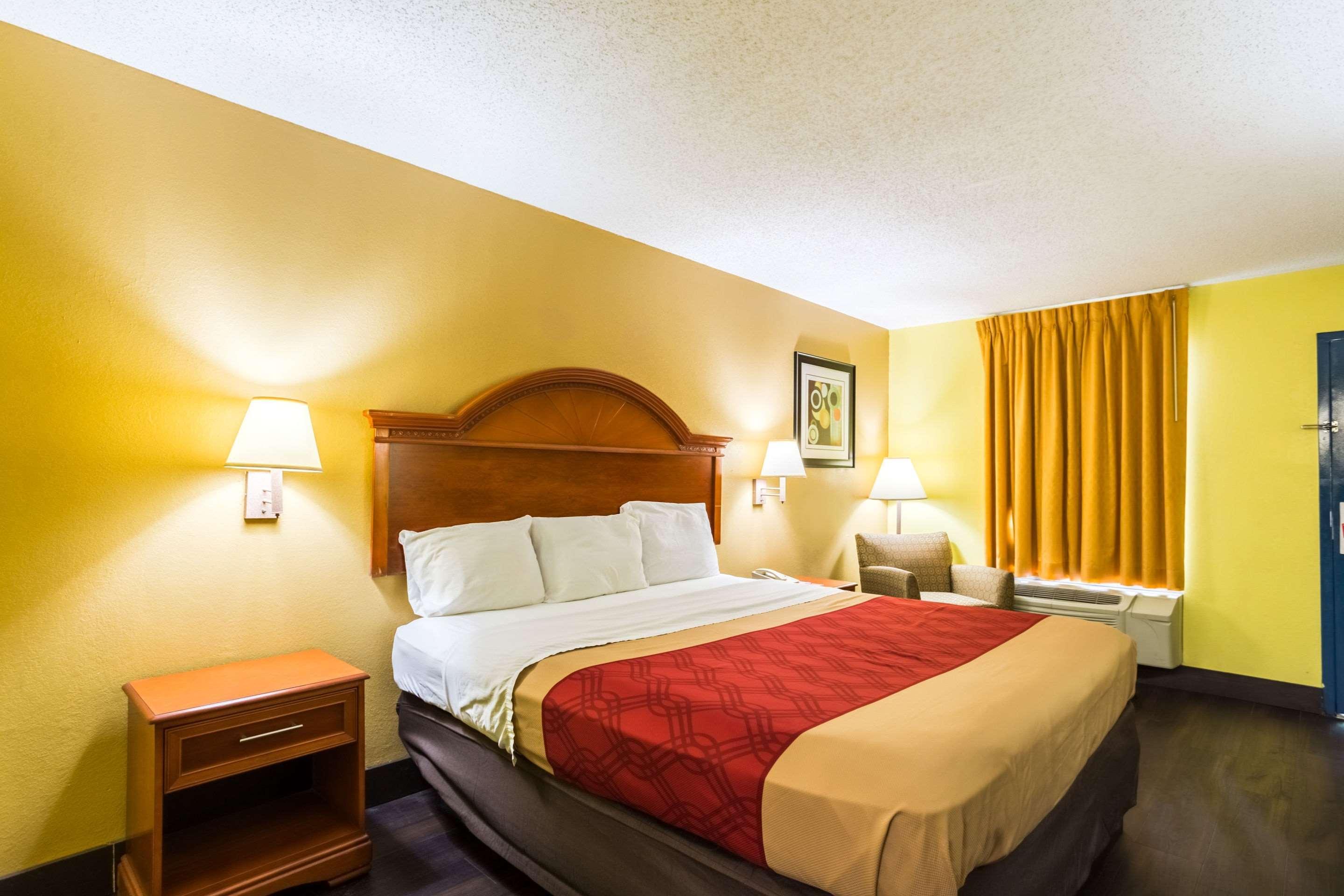 Econo Lodge Picayune Exterior photo