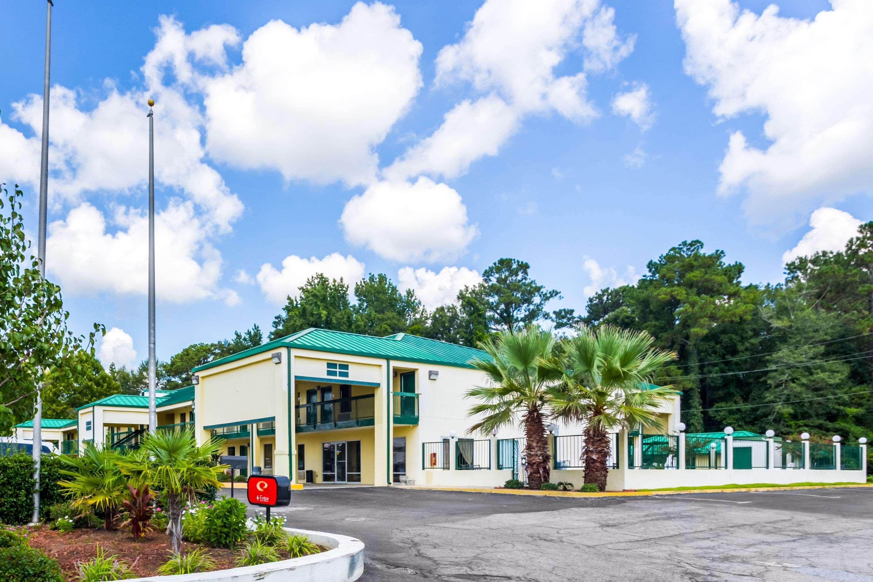 Econo Lodge Picayune Exterior photo