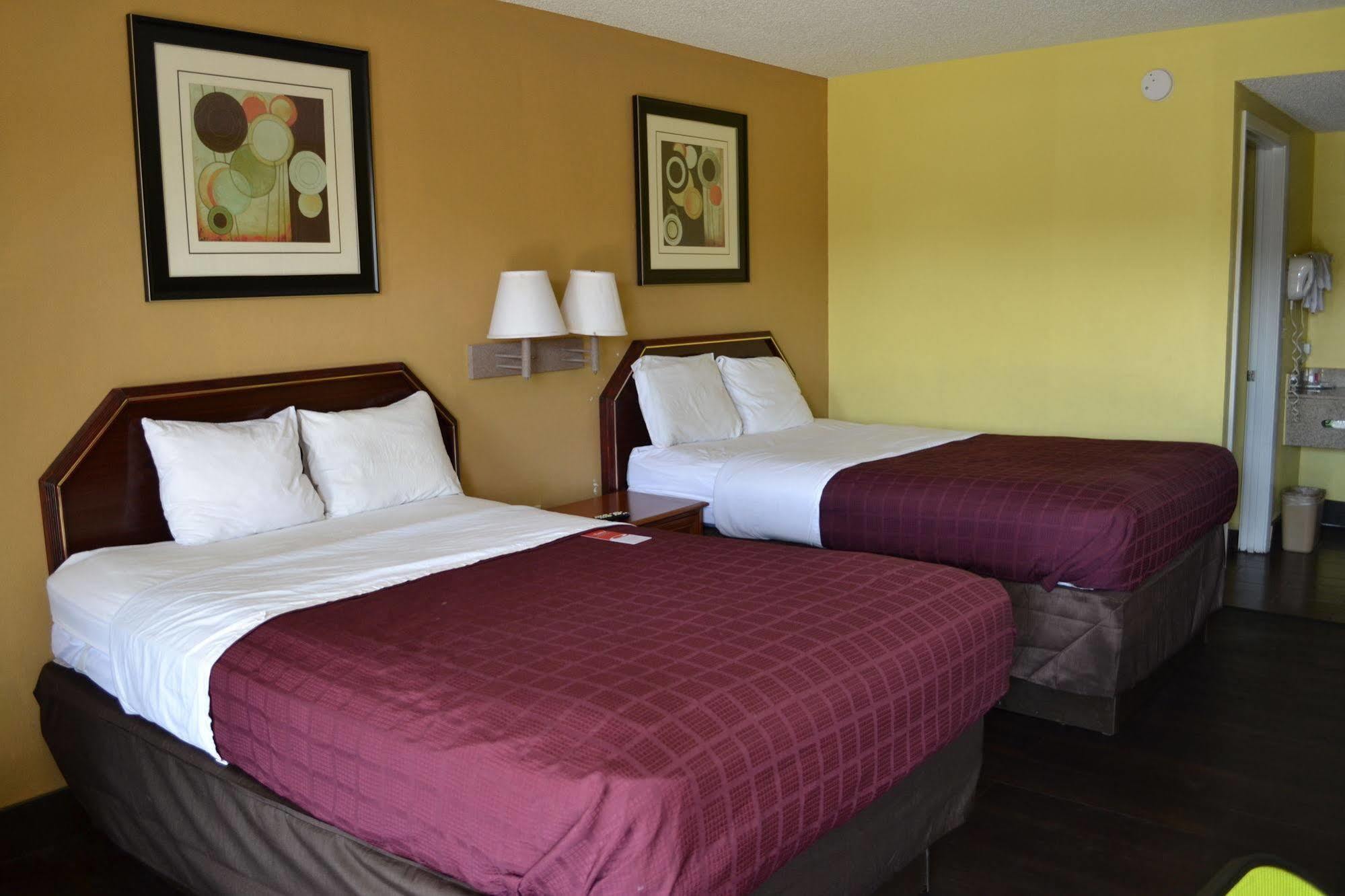 Econo Lodge Picayune Exterior photo